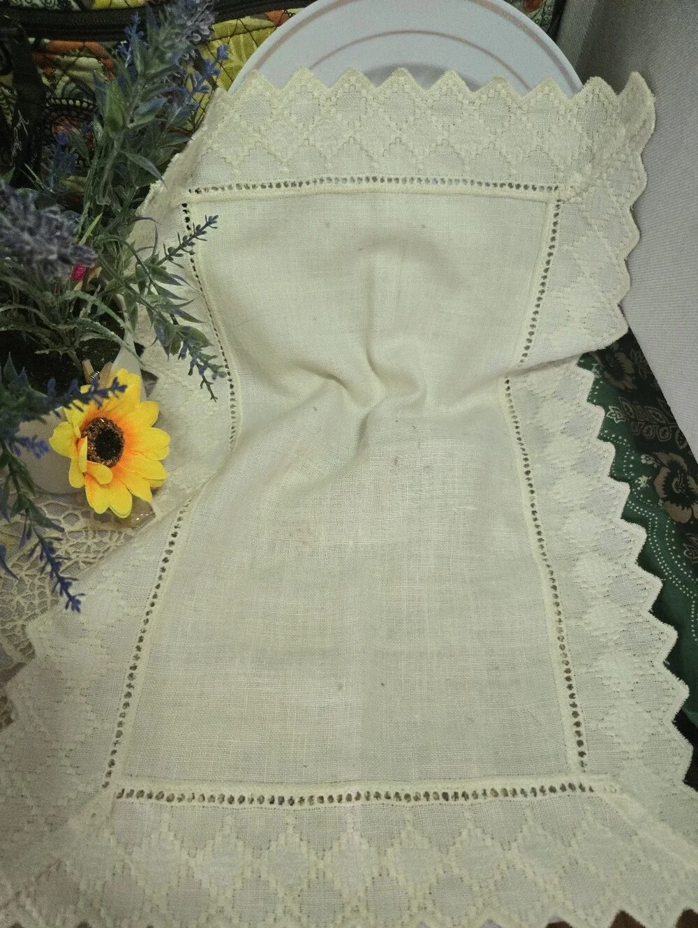 4/$15 Vintage Ivory Lace Placemat 12x18